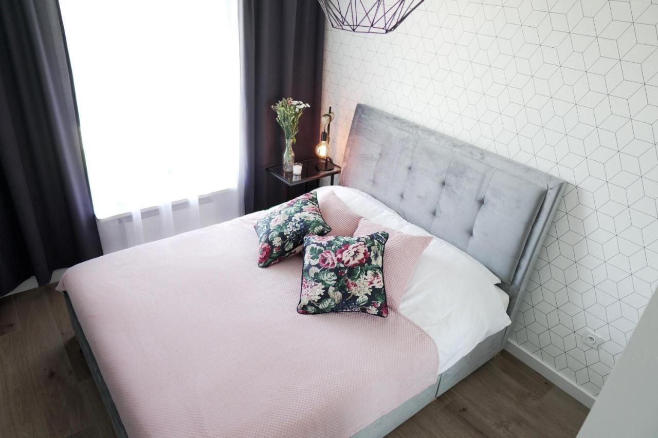 Vizzit Us Premium Apartments Varşova Dış mekan fotoğraf