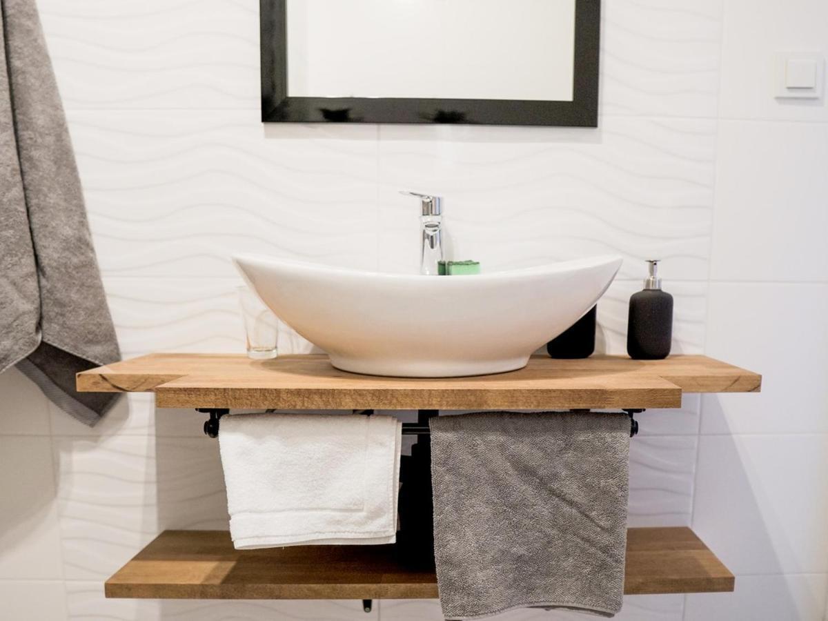 Vizzit Us Premium Apartments Varşova Dış mekan fotoğraf